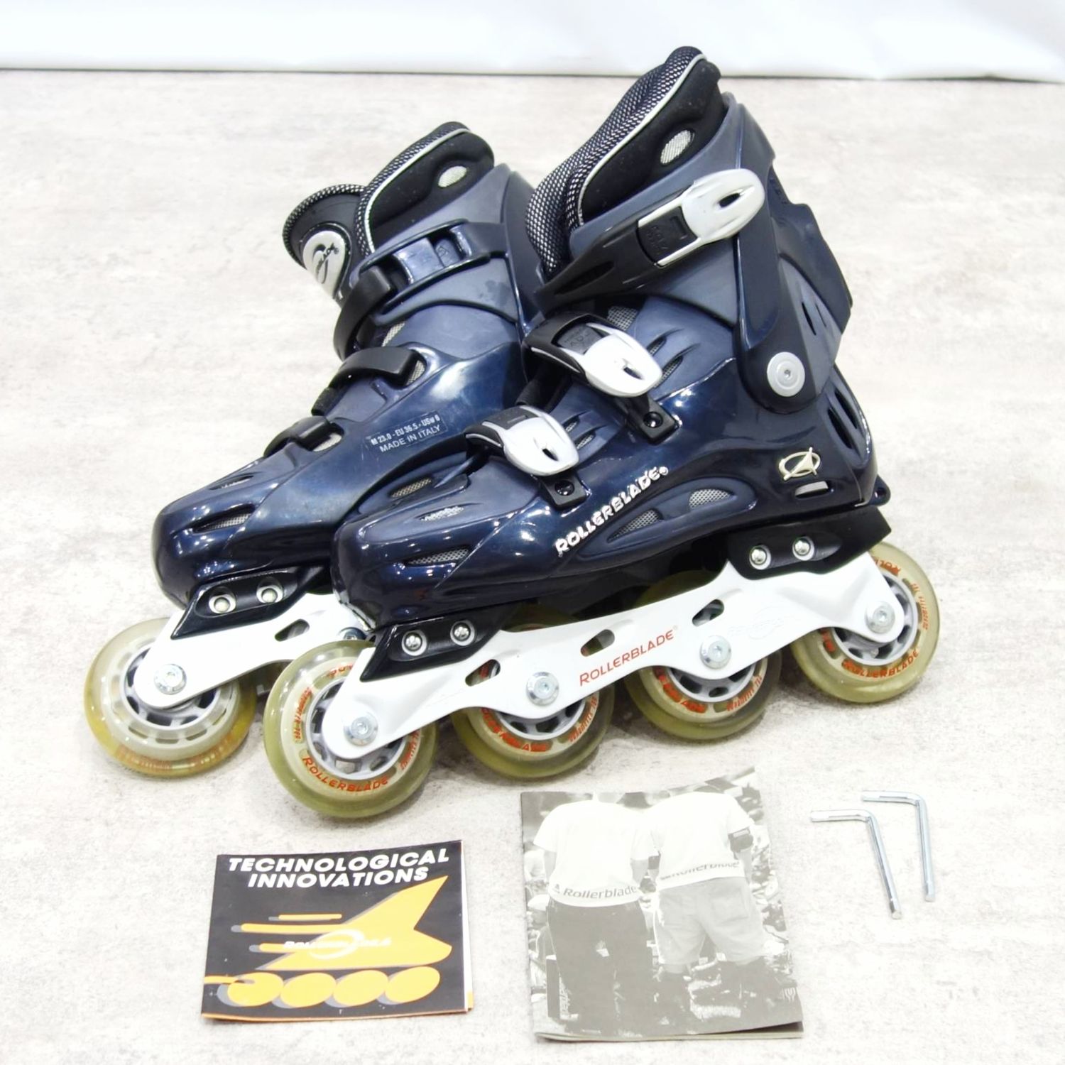 【極美品】ローラーブレード ROLLERBLADE e4.4 LADY インライン滑る アウトドア 23糎 米国海軍【中古】
