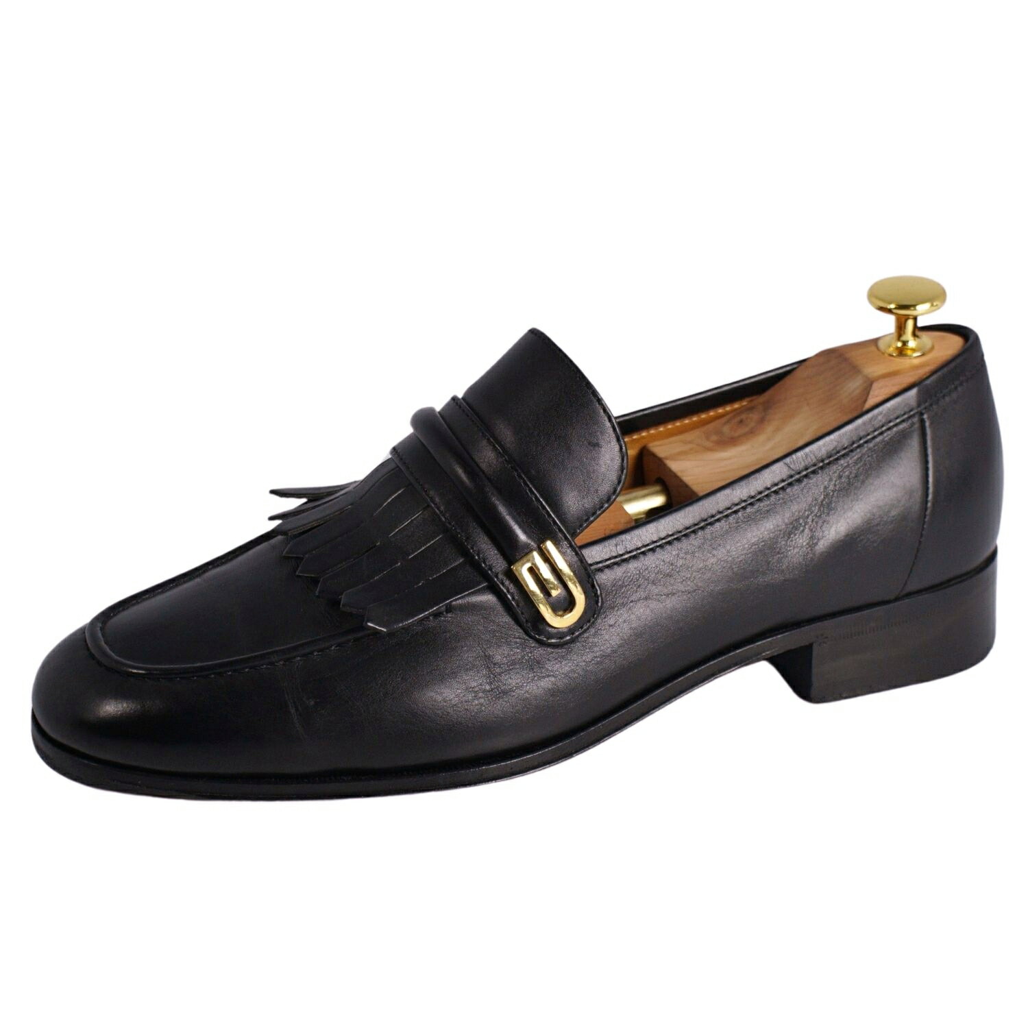 美品✨ GUCCI ブラックレザー シューズ イタリア製 グッチ メンズ 革靴 GUCCI - 未使用 グッチ GUCCI ローファー モカシン ロゴ金具