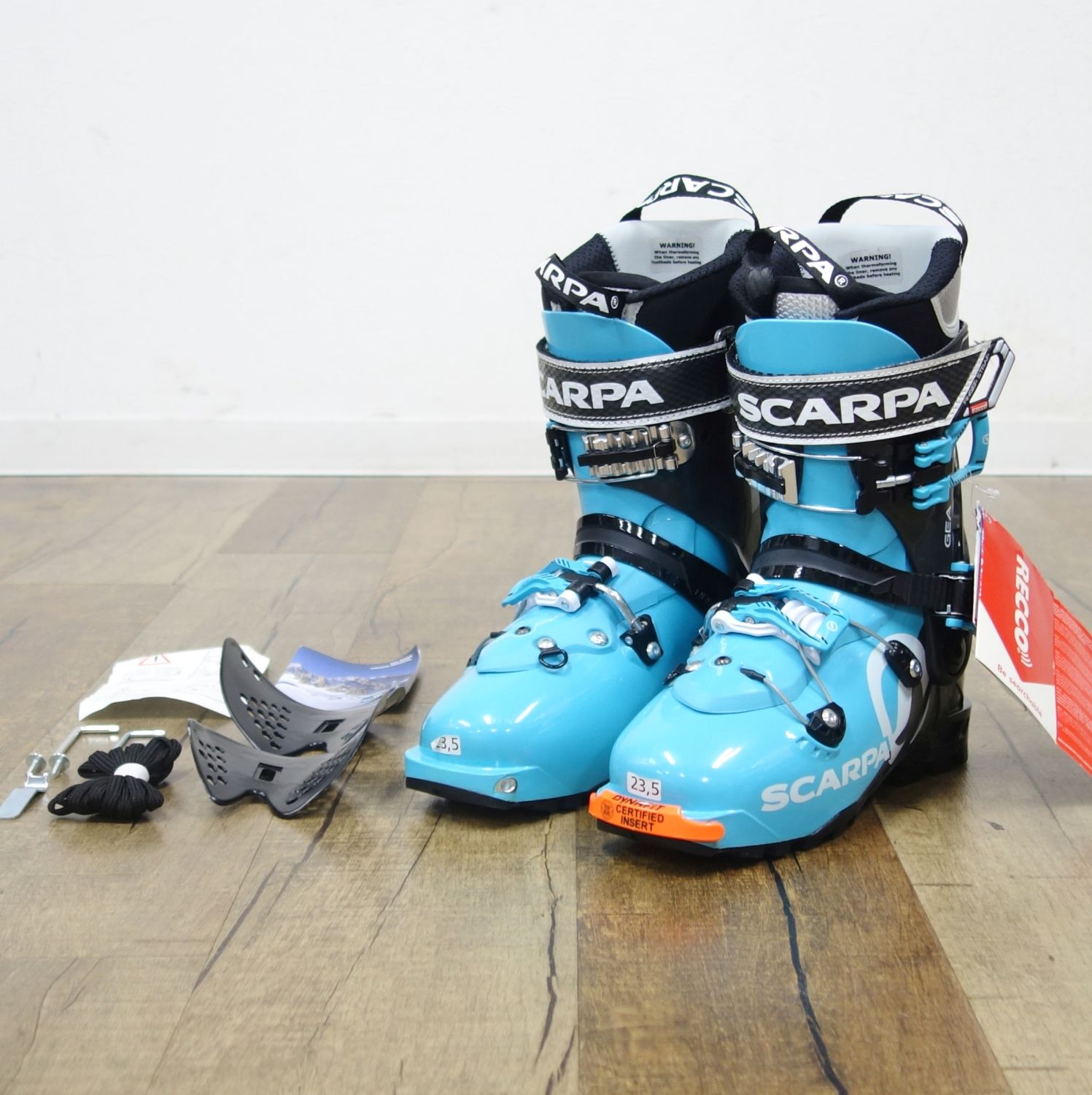 【新古品】スカルパ SCARPA GEA ゲア スキーの板 ブーツ 23.5糎 280粍 TLT テック TECH 周遊旅行 スキーの板 ブーツ うしろ側カントリー BC ツーリング【中古】