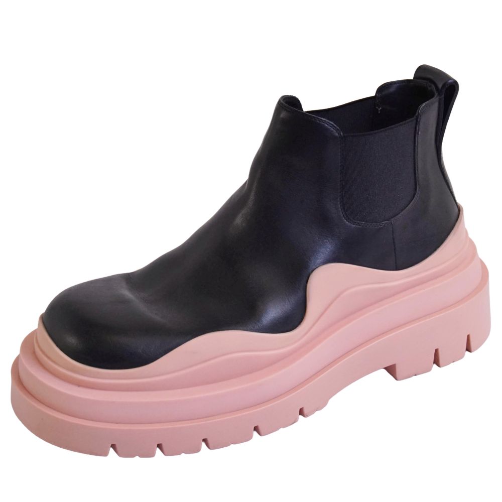 【美品】ボッテガヴェネタ BOTTEGA VENETA ブーツ タイアブーツ サイドゴアブーツ チェルシーブーツ なめし革 シューズ 靴 レディース イタリア製 36(23糎好いかげんに) 黒いこと/サクラ色【中古】