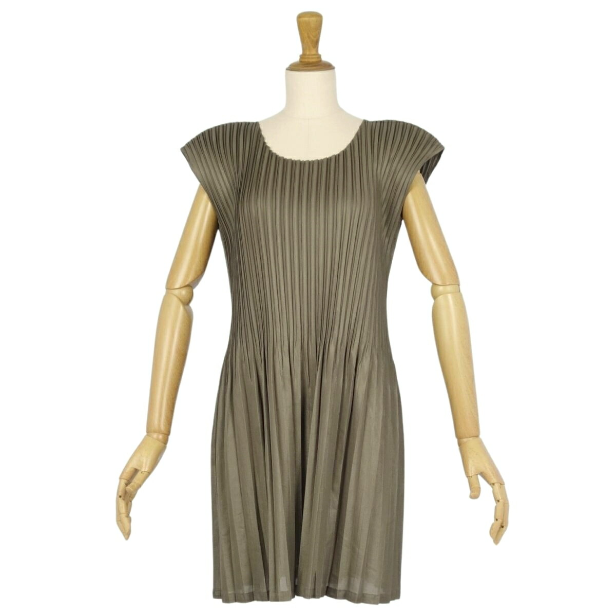 楽天市場】【美品】プリーツプリーズ イッセイミヤケ PLEATS