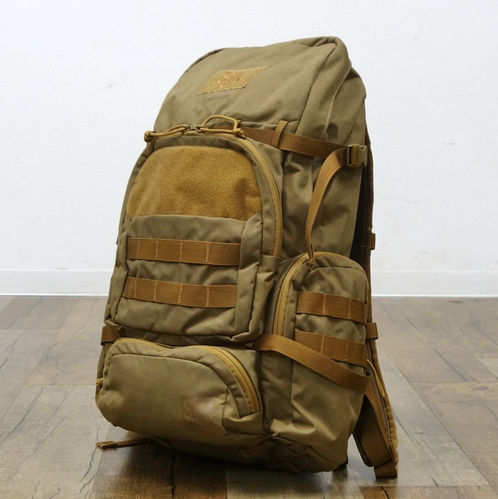 【美品】スランバージャック SLUMBERJACK バックパック STRIDER J 26L 通勤 通学 トレッキング デイユース アウトドア【中古】