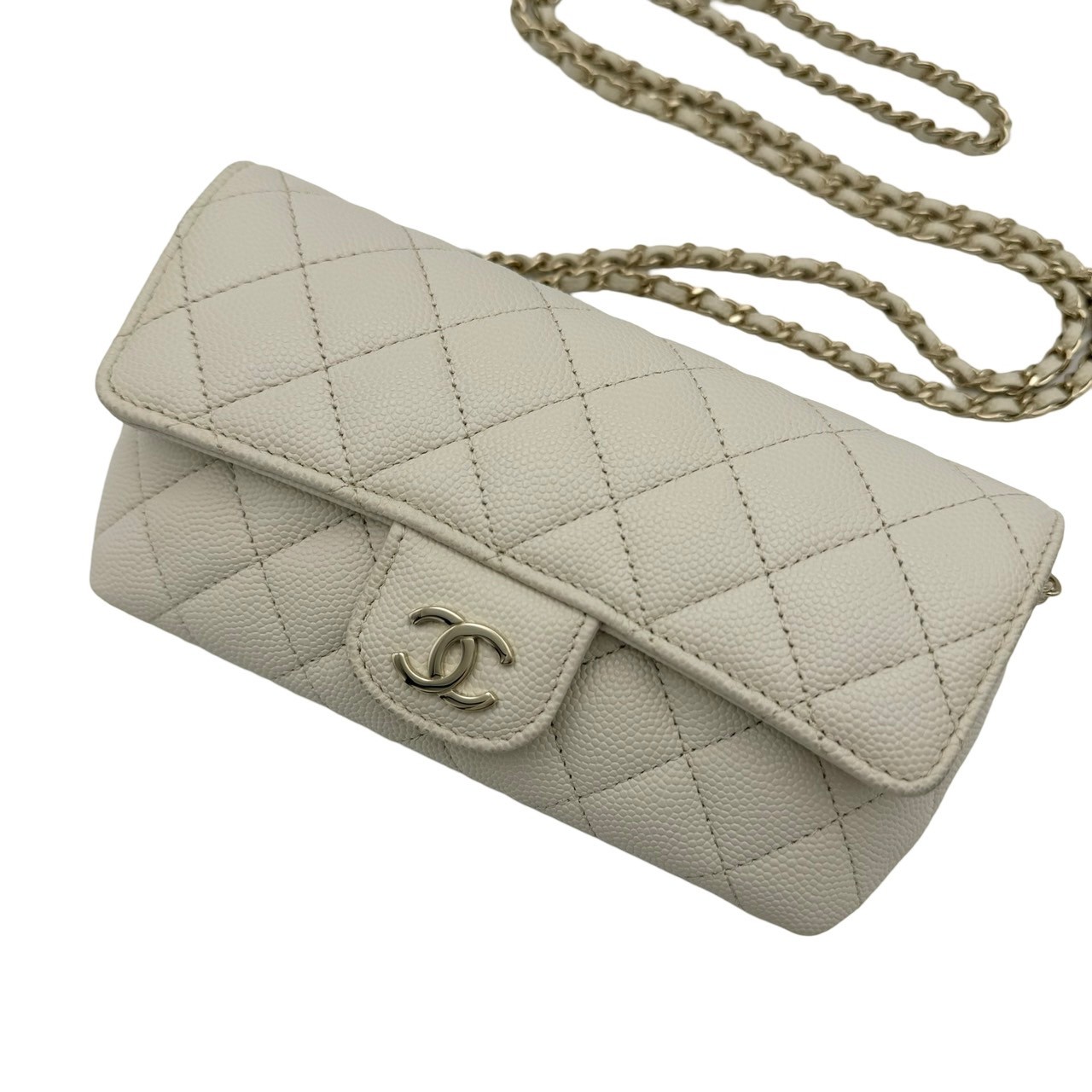 極美品 CHANEL シャネル キャビアスキン メガネケース シール 4番台 中古・古着通販】CHANEL (シャネル) キャビアスキンメガネケース