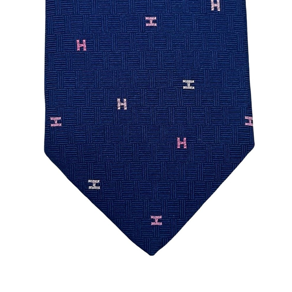 【未使用美品】エルメス HERMES ネクタイ 紺 青 ネイビー シルク100% HERMES(エルメス) ネクタイ メンズ美品 - ネイビー×ブルー シルク