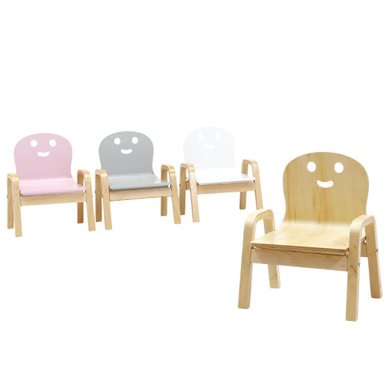 籠　人形、子供用椅子 kikorinokoisua_1.jpg