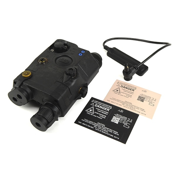 【エントリーで最大10倍＆3％クーポン】SOTAC L3 LA-5C UHPタイプ LEDライト ブラック PEQ-15タイプ（524）
