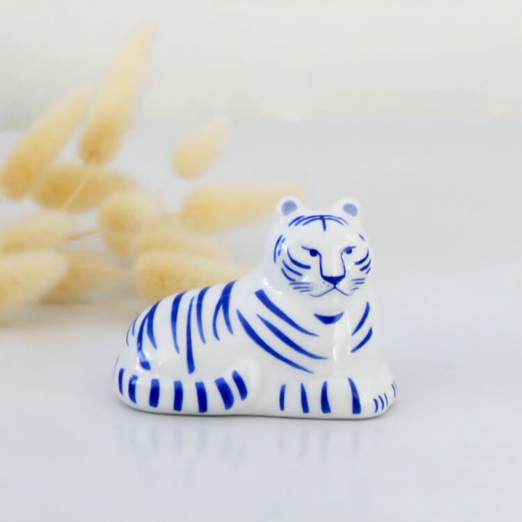 楽天市場】リサラーソン LisaLarson 干支 そとをみるとら あおい【陶器