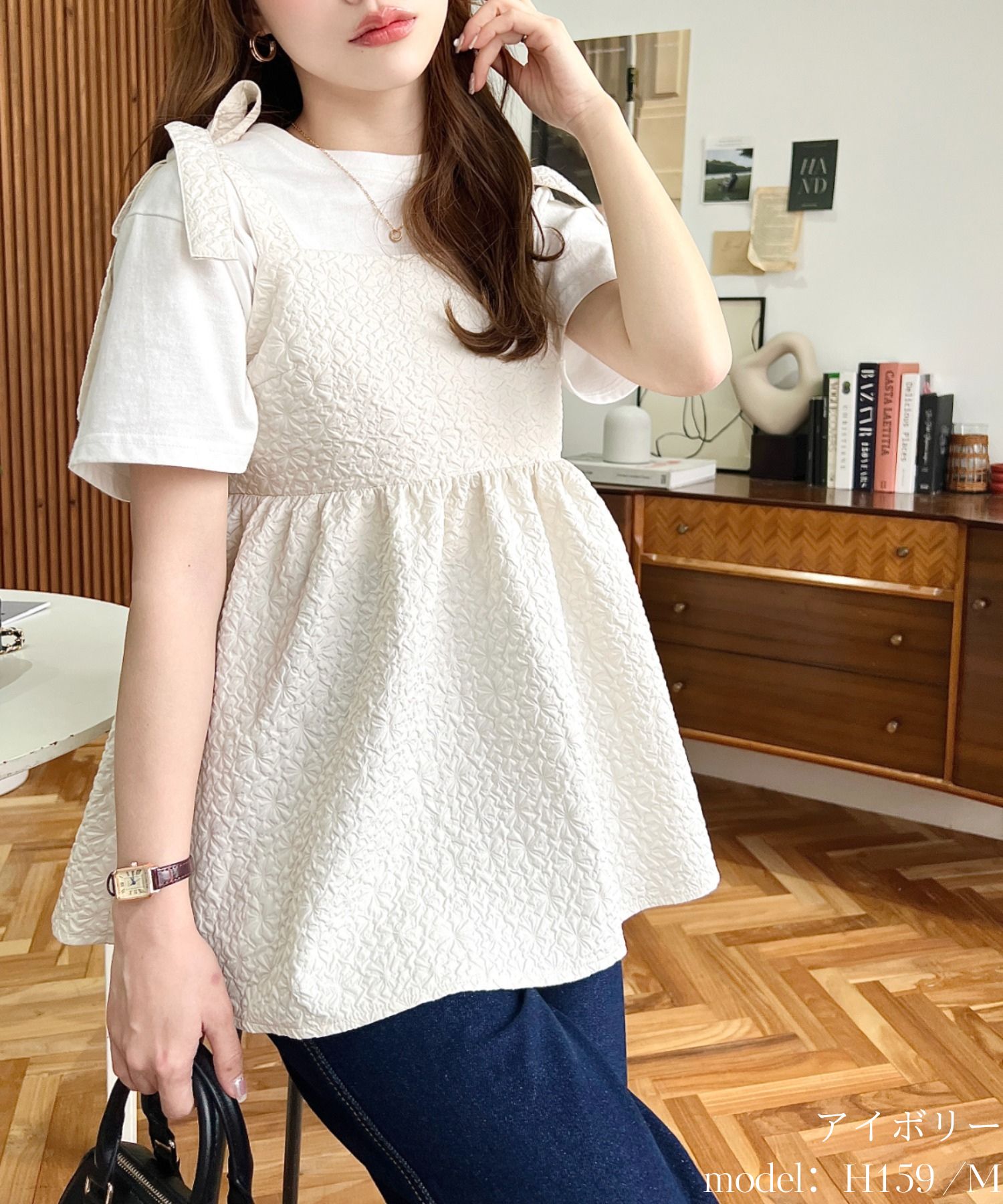 美品♡ジェンヌ♡大人素敵♡完売商品♡美ラインバックリボンペプラムトップス 美品♡ジェンヌ♡大人素敵♡完売商品♡美ラインペプラムトップス