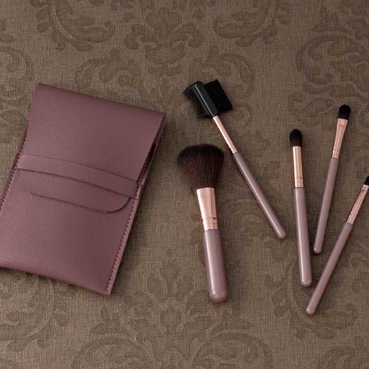 【クーポン有り】【40%OFF】 エコバッグ 折りたたみ コンパクト ビアーチ／ブラシ５点セット ストール 即納 販促品 激安 ストール 500円 人気 400円台 敬老会 プレゼント イベント セール sale