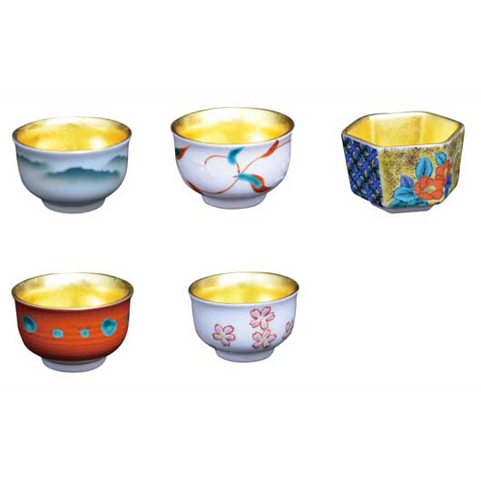 【クーポン有り】 販促品 酒器 【送料無料】 金箔九谷ぐい呑み1個 酒器 販促品 酒器 9000円 人気 8000円台 敬老会 プレゼント イベント セール sale