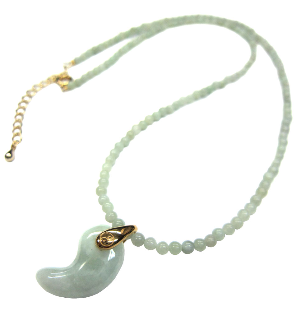 本翡翠 勾玉 翡翠ネックレス アクセサリー ひすい ヒスイ ネックレス ペンダント ブレスレット