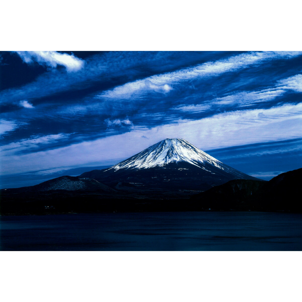 秋元隆良 奇跡の写真 富士山・幕開け【ヘルシ価格】秋元隆良 奇跡の写真 富士山・幕開け 銀塩生写真 アート 美術装飾品|美と健康をサポート モンスティル