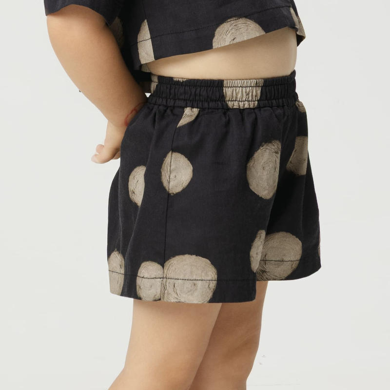 WOLF&RITA / ウルフアンドリタ 2026SS 26ss 春夏 子供服 AUGUSTO SHORT PANTS -polka black- ショートパンツ | 2分丈 3分丈 ズボン ボトムス 子供 ベビー キッズ 男の子 女の子 おしゃれ かっこいい 人気ブランド