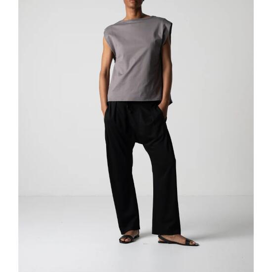 【7月19日20時～エントリーで最大P20倍】96 ASH GREY (12101-172-1213-1)　25SS　25春夏　トップス　クルーネックトップ｜セレクトショップ　モンドジャコモ