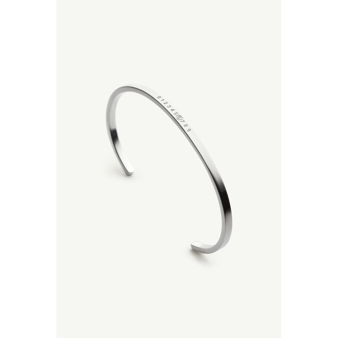 MM6 Maison Margiela | エムエムシックス   NUMERIC MINIMAL SIGNATURE CUFF BRACELET  SILVER (SM7UY0054SV0310951) 【 貨物輸送無料 】 定め事品 定め事  付属物 金管楽器 カフブレスレット 腕輪