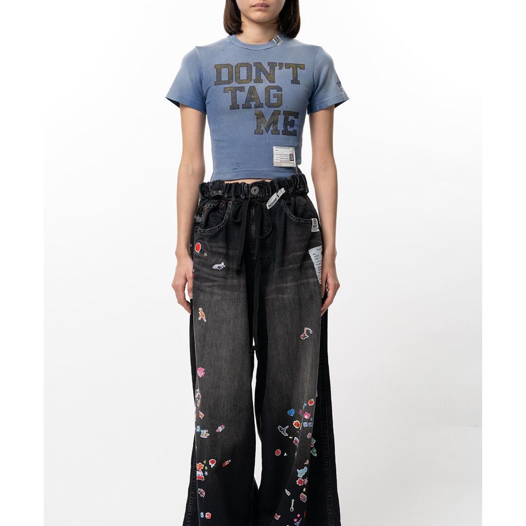 Maison MIHARA YASUHIRO|ミハラヤスヒロ  Don\u0027t Tag Me Printed Mini T-shirt NAVY ( B16TS591)   26SS 26春夏  トップス プルオーバー ミニプルオーバー ロゴタイププルオーバー