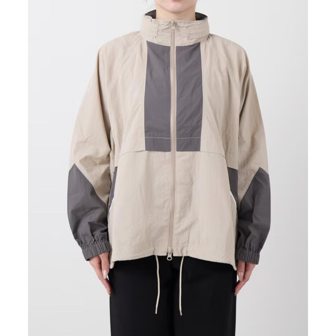 ★ MICA & DEAL【マイカアンドディール】【UMBRO×MICA&DEAL】配色ナイロンブルゾン BEIGE (0126306110) 26AW 26秋冬 ナイロン ブルゾン|セレクトショップ モンドジャコモ