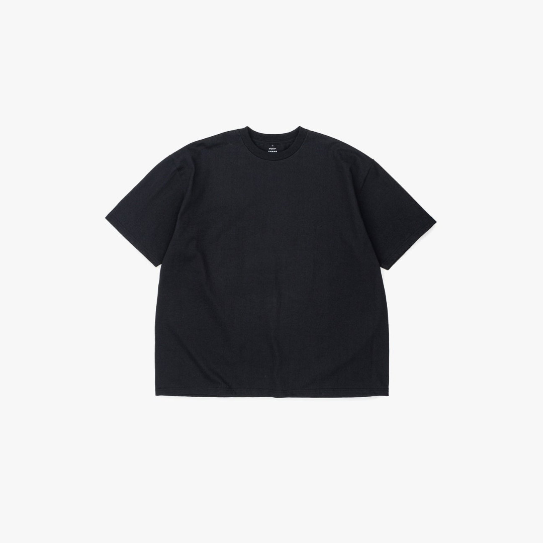 Graphpaper | グラフ記録調査報告 Heavy Weight S/S Oversized Tee  BLACK (GM254-70007B)  トップス プルオーバー 丸胴天竺 厚地の外套大きさ