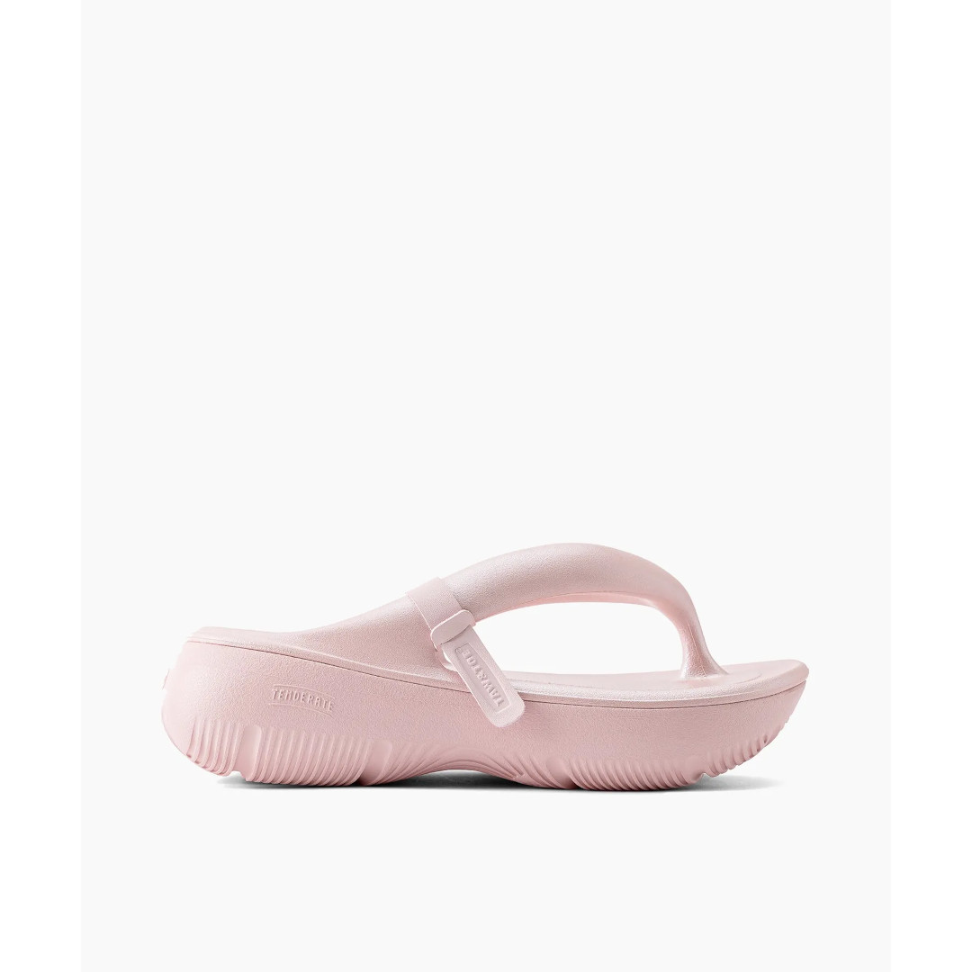 【7月19日20時~エントリーで最大P20倍】Taw&Toe |トーアンドトー Zerovity Plumpy METAL PINK (Z-FF-PFMP) サンダル メンズ レディース ビーチサンダル スポーツサンダル プール 夏 キャンプ アウトドア 外履き ハイキング ユニセックス|セレクトショップ モンドジャコモ