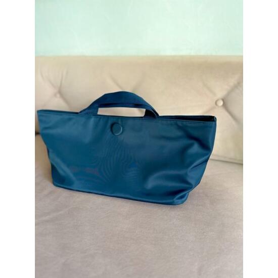 null. 【ヌル】 ボートシェイプナイロンバッグ NAVY (153WGB254302) 25秋冬 25AW 御徒面子 ナイロンハンドバック