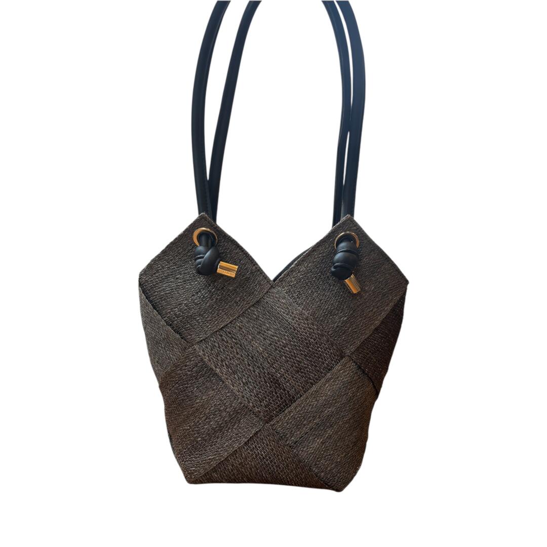 VIOLAd’ORO【ヴィオラドーロ】アバカ製　アバカメッシュトートバッグ 　BROWN(BLACK) (V-8486) 26SS　26春夏　トートバッグ　メッシュトートバッグ