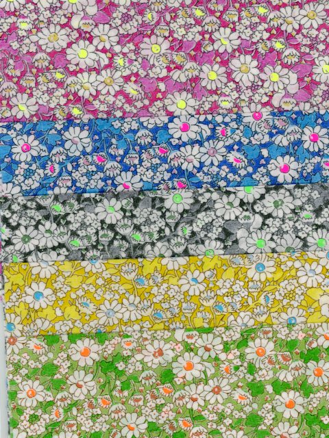 【楽天市場】LIBERTYリバティプリントAlice Neon(アリスネオン)カットクロス5枚セットDC32677：リバティマムshop楽天市場店