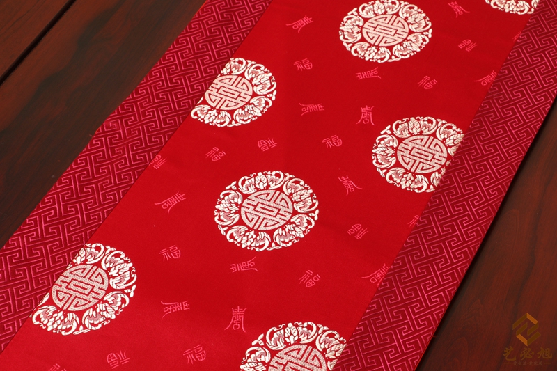 楽天市場 テーブルランナー 中国伝統文様 縁起の良い柄 光沢のある色合い タッセル付き レッド 送料無料 モノッコ