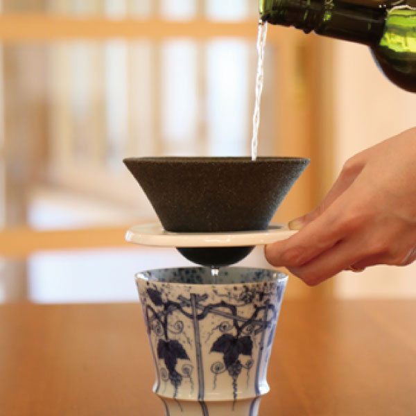 コーヒーフィルター コーヒードリッパー セラミック 有田焼 ハンドドリッパー フィルター不要 おしゃれ シンプル コンパクト Three Rivers 39 兎印 ギフト 日本製 インテリア雑貨 北欧 月兎印 セラフィルター 2点セット Csecully Fr