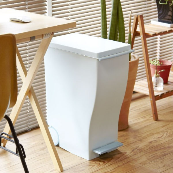 ゴミ箱 おしゃれ ふた付き 分別 キッチン リビング 北欧 インテリア雑貨 45l可 45リットル可 ダストボックス ごみ箱 約30l 約30リットル キャスター付き ホワイト 白 生ゴミ 生ごみ おむつ シンプル ゴミ袋 見えない 約幅25cm Kcud30 クード30 スリムペダル 3個セット