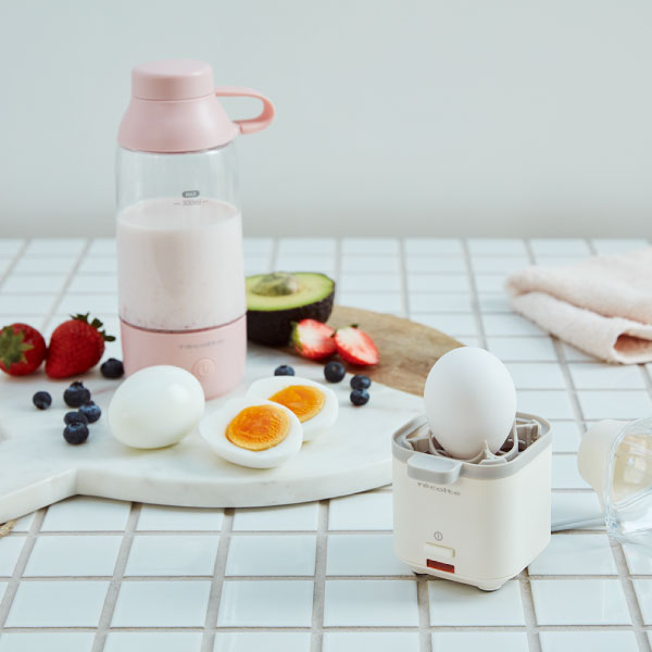 ゆでたまご器 おしゃれ ゆで卵器 ゆで玉子器 ゆでたまごメーカー ゆで卵メーカー ゆで玉子メーカー 蒸し器 電気 ダイエット お弁当 うずら 半熟 キッチン 調理家電 コンパクト 軽量 時短 省エネ 洗いやすい かわいい ギフト レコルト Recolte エッグスチーマー