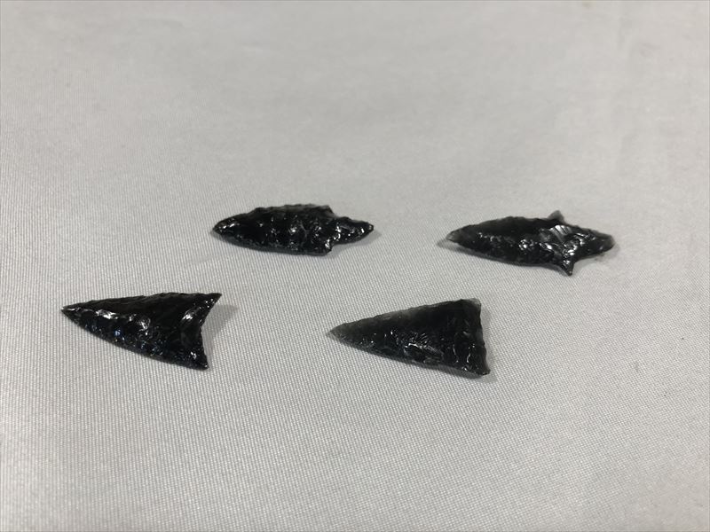 国産 黒曜石 やじり レプリカ 点セット 矢じり ガラス質火山岩 モノ教材 実物教材 社会科 A A3 Psicologosancora Es