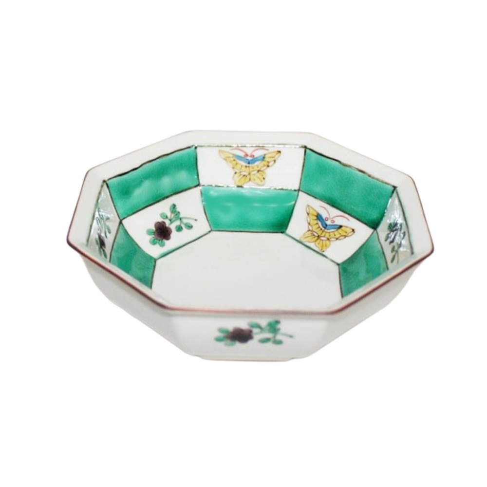 【百貨店大売り出し 10%オフ】 小鉢 [九谷美陶園] 蝶文様八角五寸鉢 A2357 /差し上げ物 差し上げ物 差し上げ物 九谷焼 石川県 瀬戸もの 焼き物 祝賀会 内祝い 年長祝賀会 御前上等 祝する品 工芸品 加賀百万石 言い慣わし ジャパン・クタニ 晴れ晴れしい絢爛