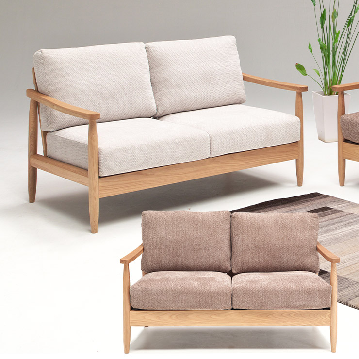 ★最大1万円OFFクーポン★ソファ ソファー 2人掛けソファ 2人掛け 二人掛け ラブソファ おしゃれ 幅136cm 木製肘 オーク無垢材 カバーリング 洗濯可能 シンプル ファブリック 布 布張り 天然木 天然木突板 北欧 北欧風 無垢 無垢材 木 2Pソファ ニルス 輸入品 組立式｜KAGUCOCO 大川家具店