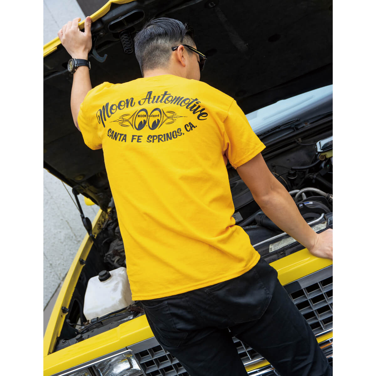 【楽天市場】ムーンアイズ MOON Auto SFS Tシャツ : MOONEYES
