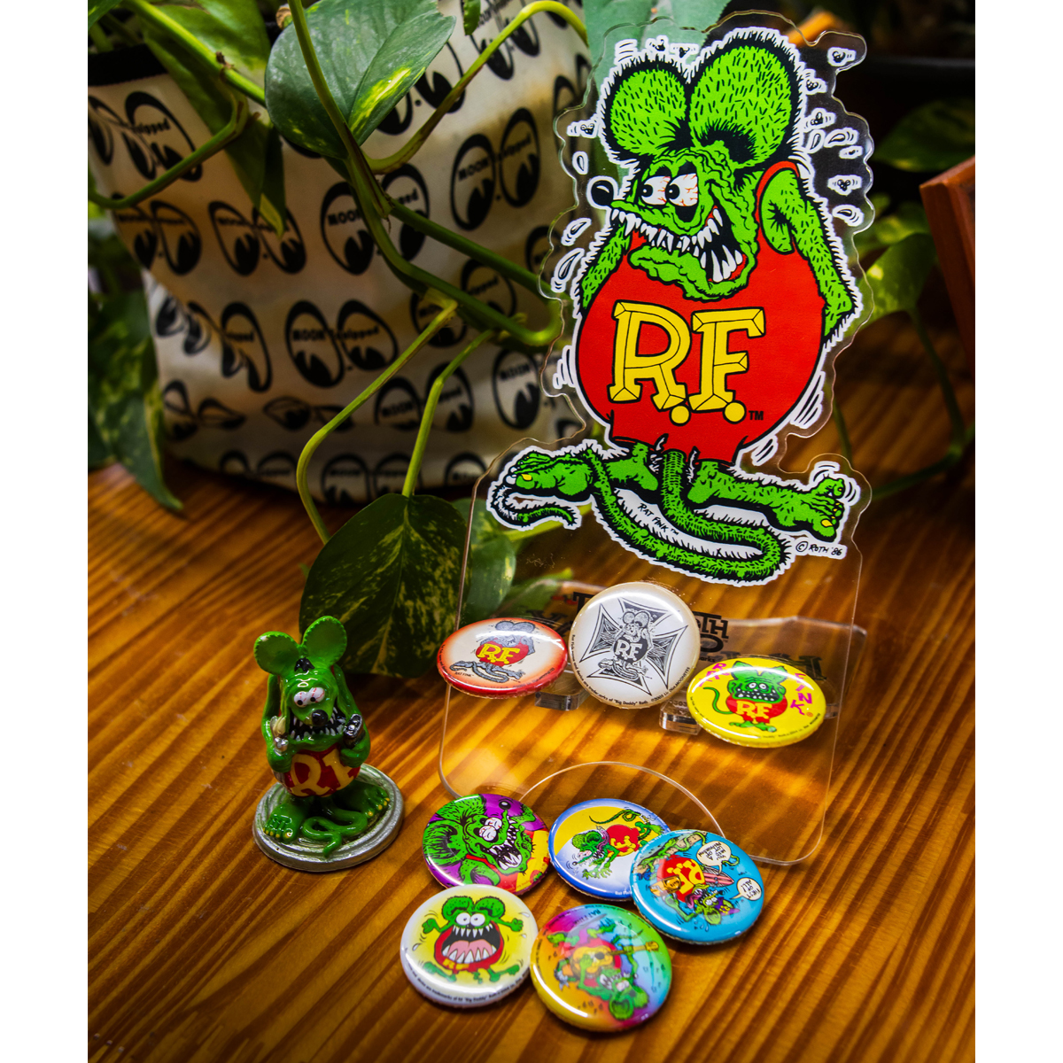 ラットフィンク ピンバッジ 缶バッジ ワッペン 9点セット RATFINK 107.jpg