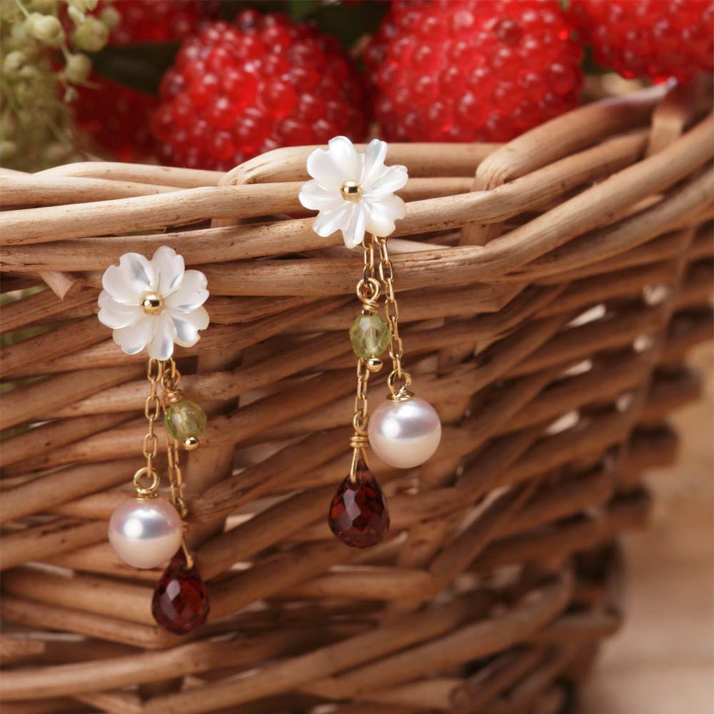 揺れる パール ピアス 真珠 Strawberry ピアス K18 レディース 18金 DES0502SBERRY00000 ムーンレーベル Moon Label|Moon Label 大月真珠 Online Shop