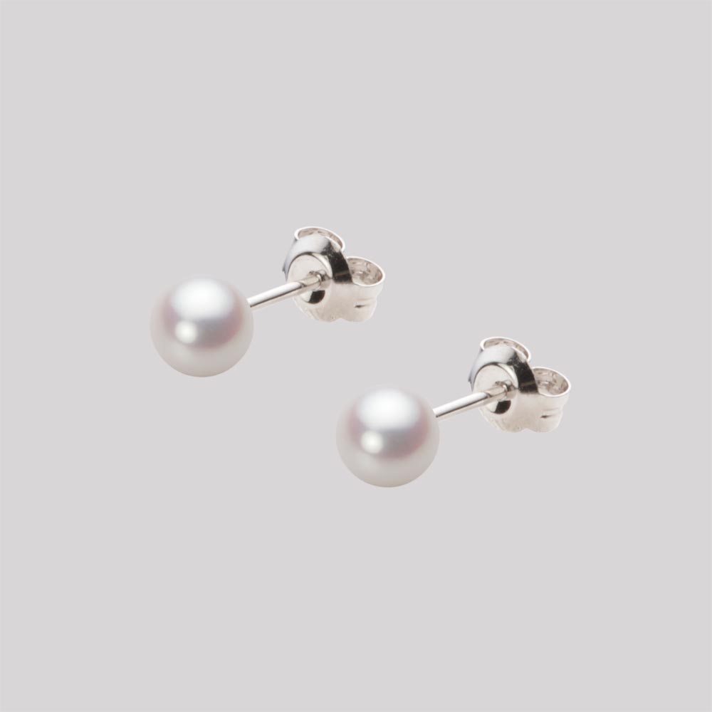 ベビーパール ピアス あこや真珠 5.0mm アコヤ 真珠 ピアス Pt900 プラチナ レディース HA00050R13WPNPA04P ムーンレーベル Moon Label｜Moon Label　大月真珠 Online Shop