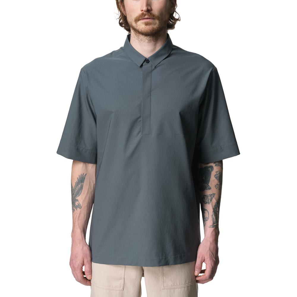 フーディニ(HOUDINI) コスモシャツ(Cosmo Shirt)238724 カラー:Thunder Gray 【トップス カットソー プルオーバー Tシャツ 半袖 アウトドア キャンプ シャツ】