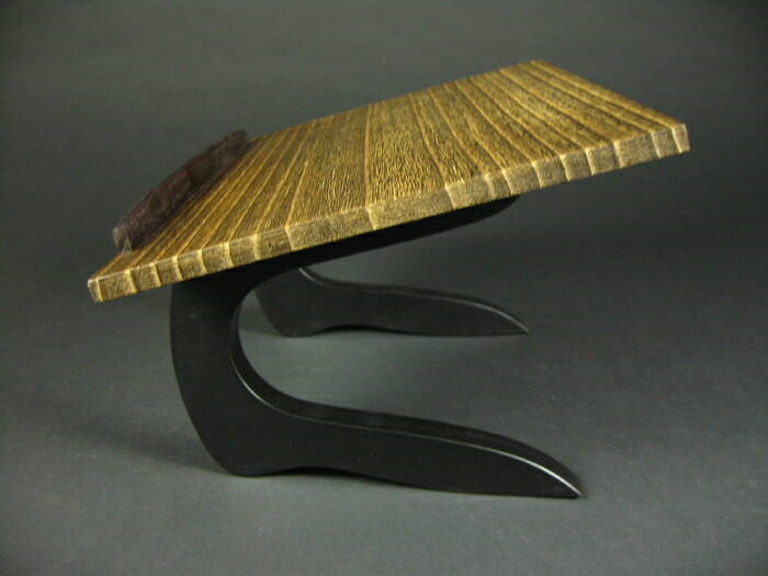 送料込 三味線 琴用譜面台 桐u型譜面台 焼き 和楽器専門の森乃屋 最新情報 Hazle Com