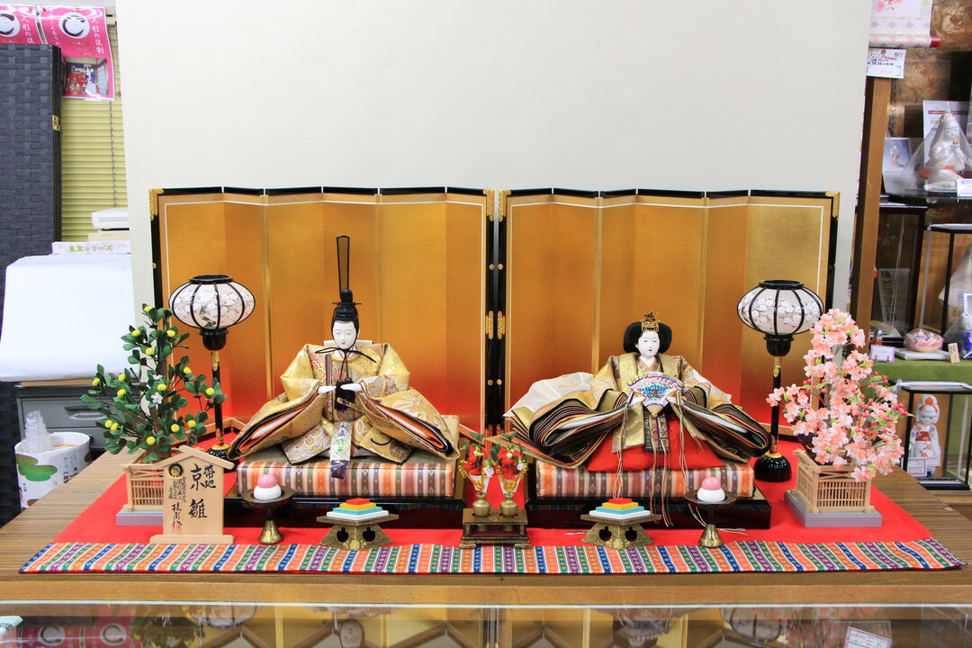 楽天市場】雛人形 親王飾り 安藤桂甫作 雪印極上五番No.1 金屏風毛氈