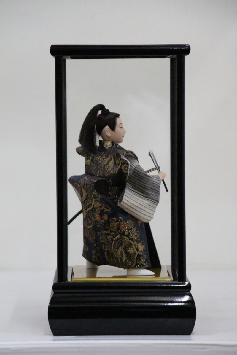 楽天市場 日本のお土産 創作人形 侍アクリルケース 黒 5号 美志監修 人形のモリシゲ