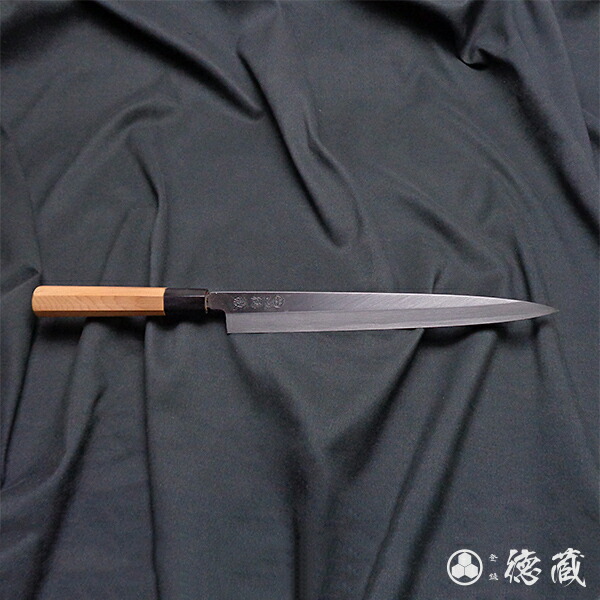 上白鋼 柳刃まかない方 イチイ八角茴香柄 270粍/片刃/上白鋼/イチイ八角柄/日本製/徳蔵截断機・TOKUZO KNIVES・JAPAN・Kitchen Knives・まかない方・ほうちょう・ホウチョウ・鋭さ・労働者階級・柳刃・魚・片刃・右利き・差し上げ物・差し上げ物・差し上げ物・耐久年数モノ・鋼・ハガネ・はがね・上白鋼