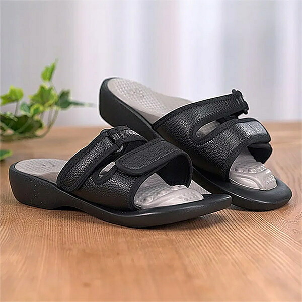 兼子ただし取り締まる 伸ばすことサンダル Kaneko stretch sandals