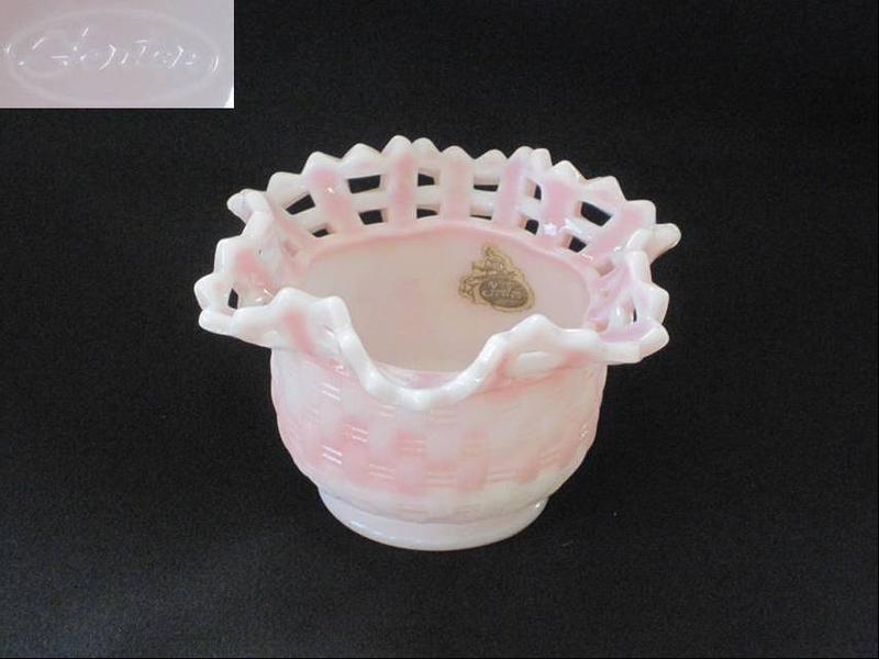 フェントンロザリン・バスケット型花瓶｜アンティークマザーグース 13,475円