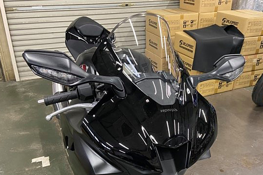 ACRYPOINT CBR1000RR-R （20年-） ストリートタイプスクリーン（クリア） 110501