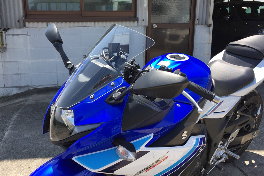 ACRYPOINT GSX250R （17年-） ストリートタイプスクリーン （クリア） 130011