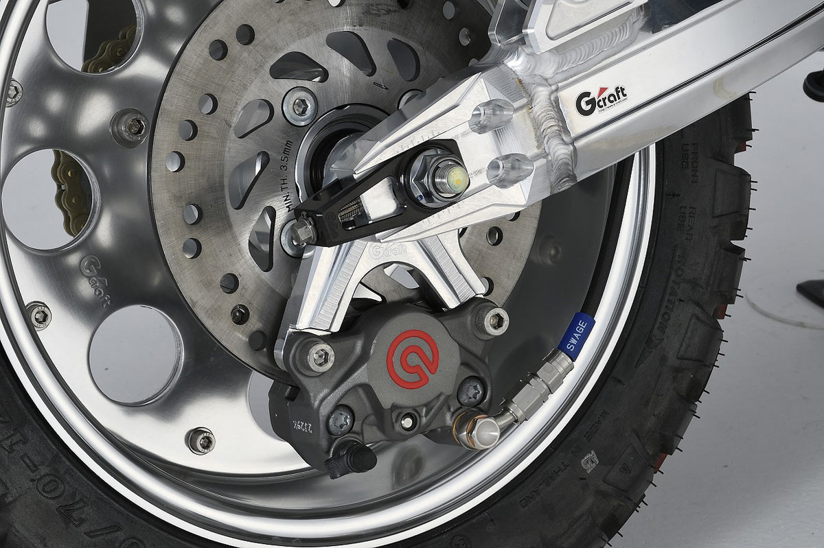 G-Craft DAX125 ［JB04］ リアキャリパーサポート ブレンボ2P用 32814