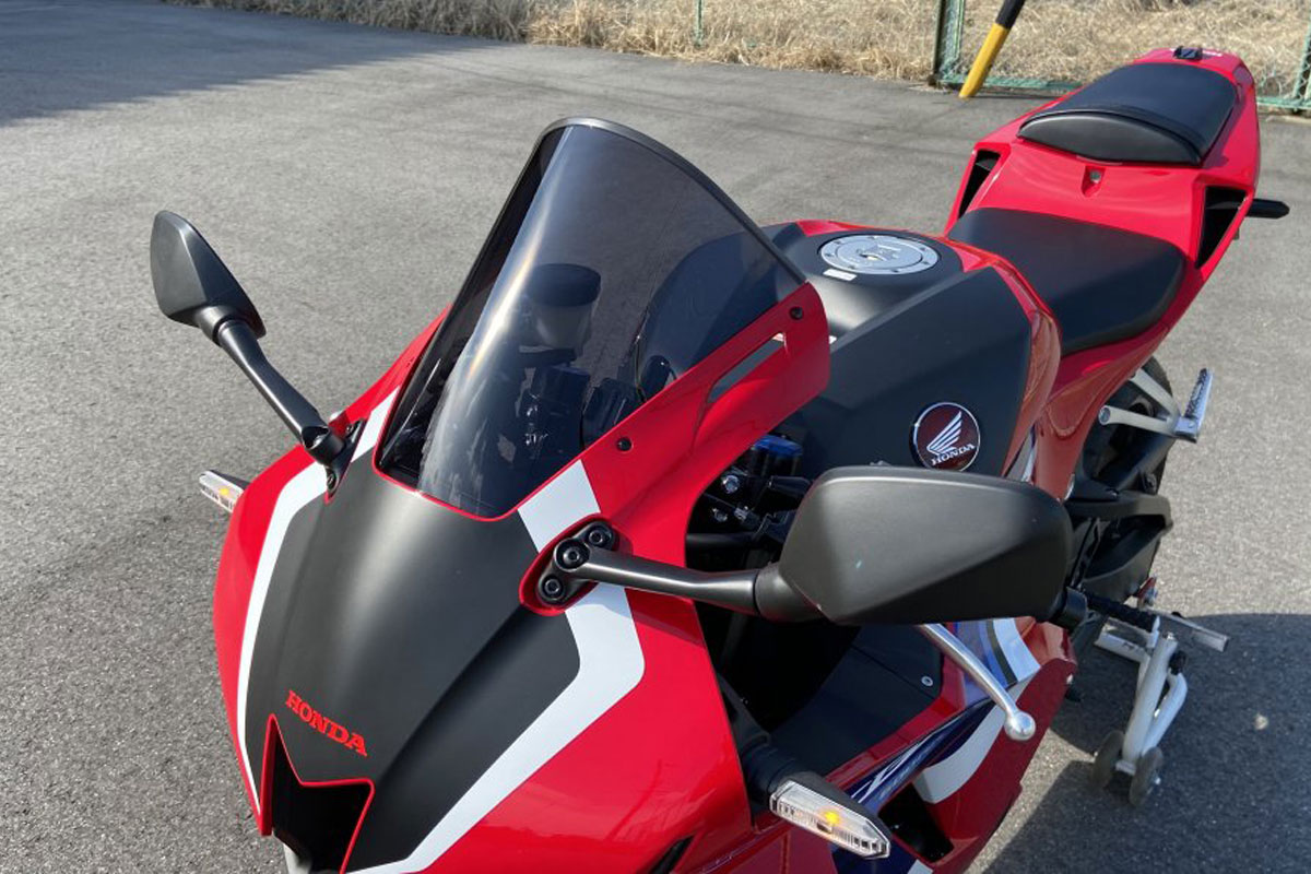 CBR600RR PC37（後期）Puig(プーチ)レーシングスクリーン CBR600RR PC37（後期）Puig(プーチ)レーシングスクリーン