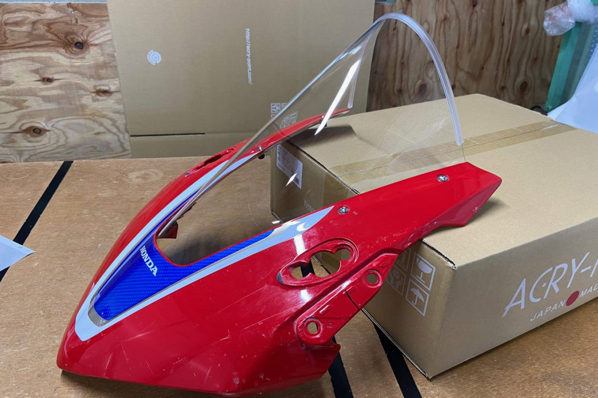 ACRYPOINT CBR1000RR （17-19年） クリアスクリーン 110531｜バイクパーツ MotoJam 店