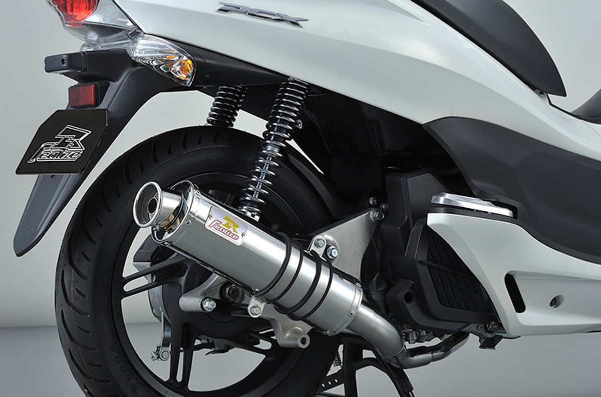 REALIZE PCX125 ［JF28 後期型］ 22Racing SUS ステンレスマフラー 327-009-00 21,907円